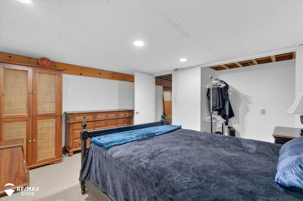 2809 S Outer Drive Buena Vista Charter Township, MI 48601