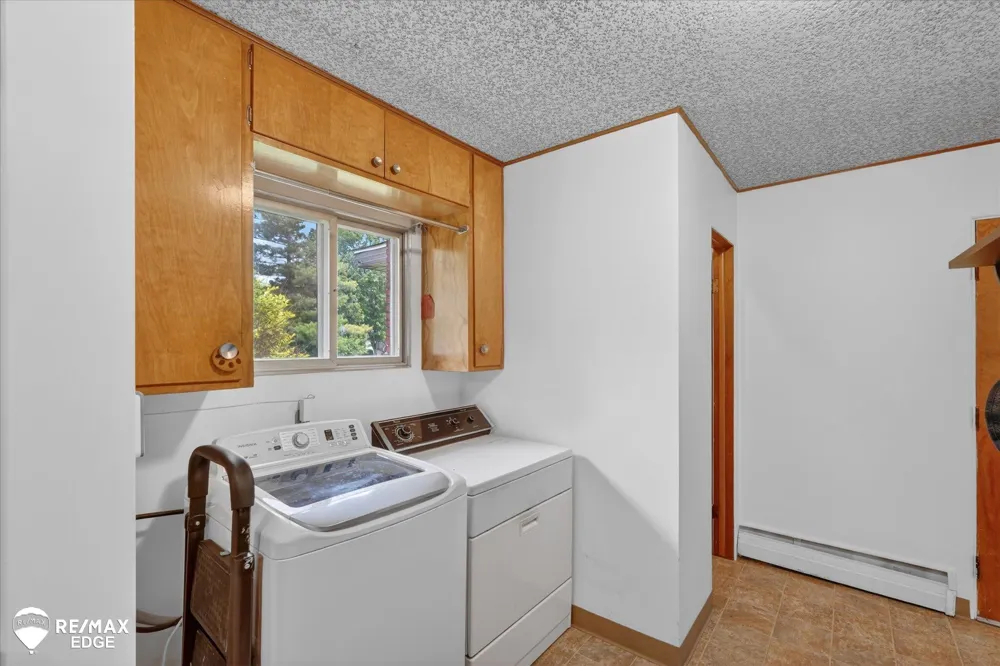 2809 S Outer Drive Buena Vista Charter Township, MI 48601