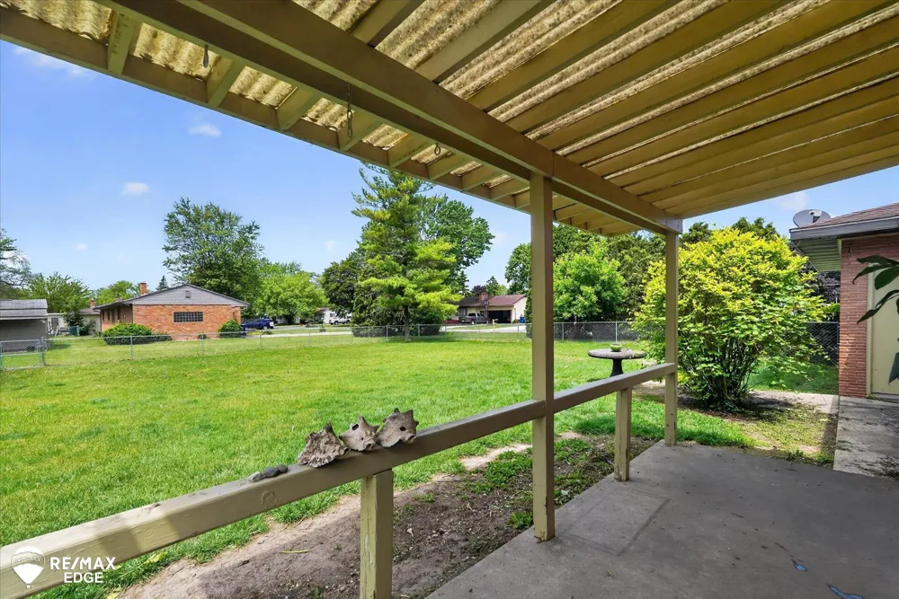 2809 S Outer Drive Buena Vista Charter Township, MI 48601