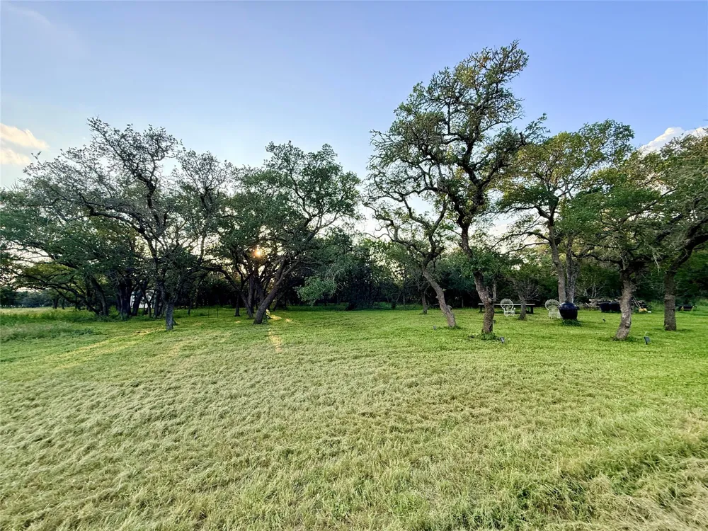 1435 Hilliard Road San Marcos, TX 78666