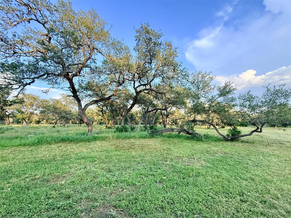 1435 Hilliard Road San Marcos, TX 78666