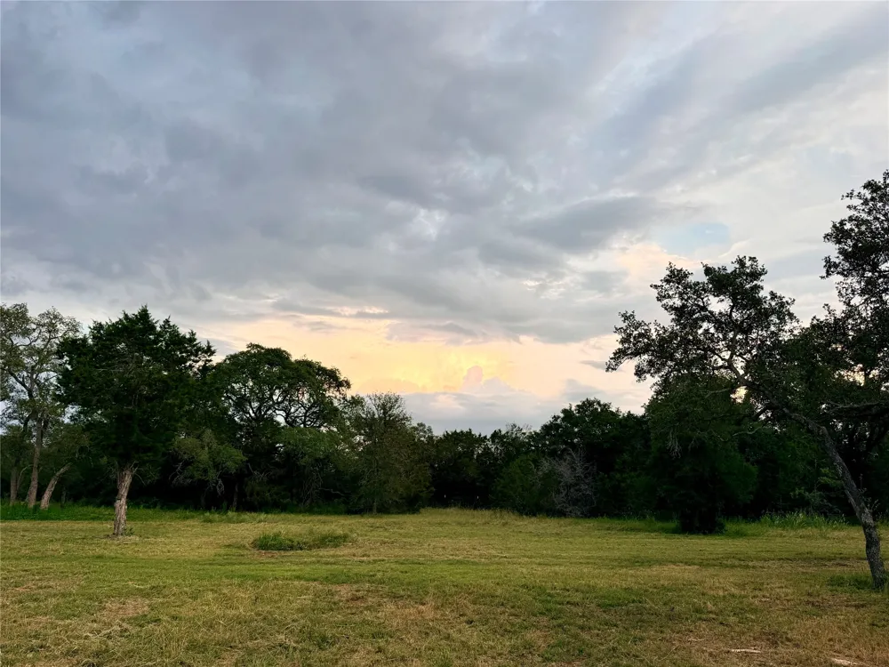 1435 Hilliard Road San Marcos, TX 78666