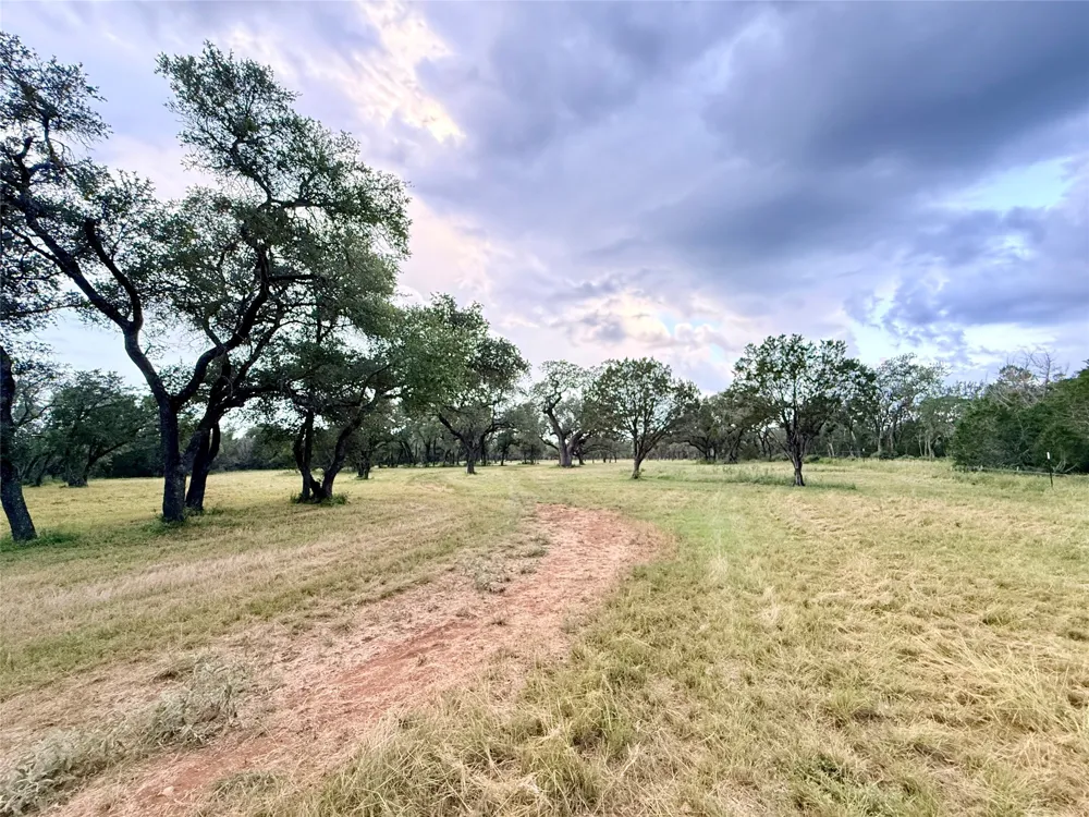 1435 Hilliard Road San Marcos, TX 78666