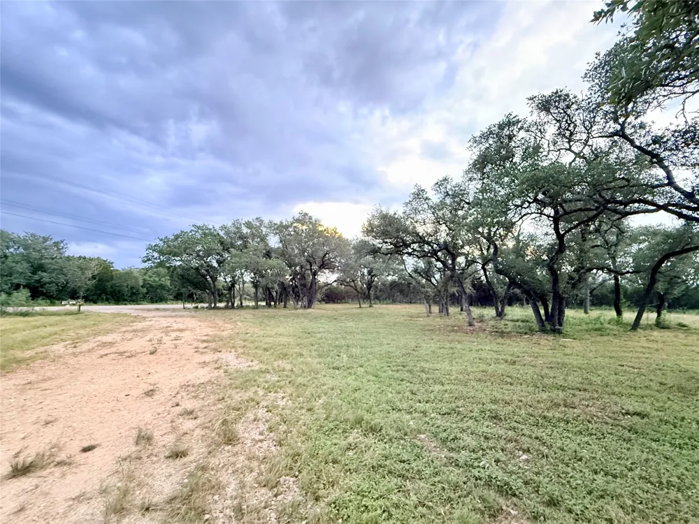 1435 Hilliard Road San Marcos, TX 78666