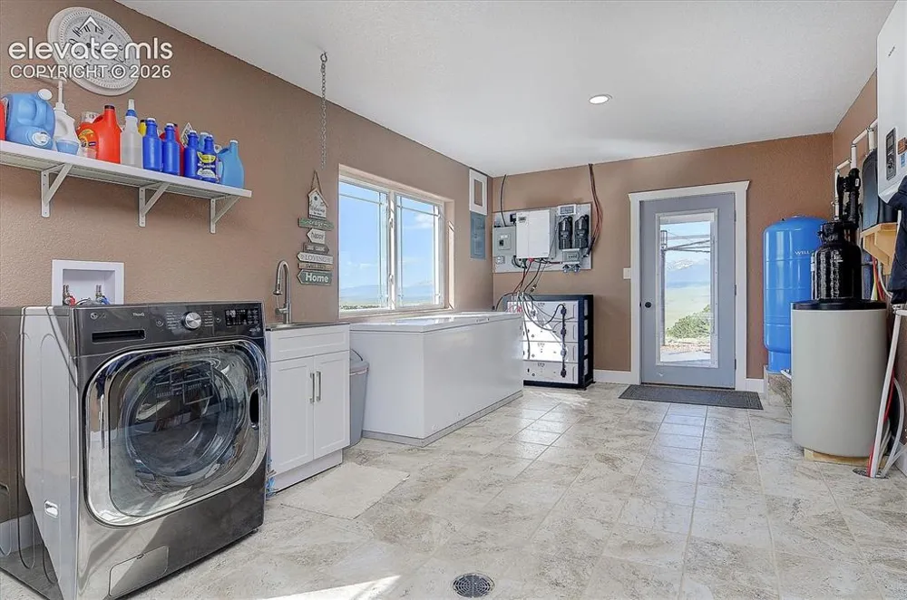 800 Wet Mountain Trail Westcliffe, CO 81252