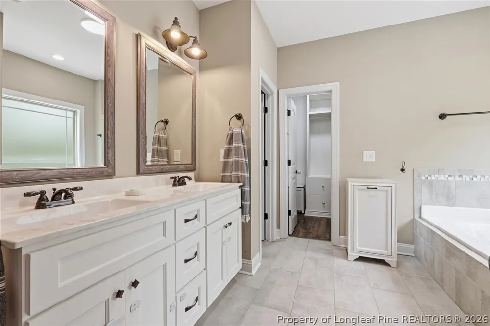 5142 Paul Peel Place Hope Mills, NC 28348