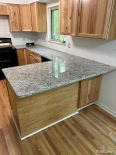 759 Geneva Waterford Charter Township, MI 48327