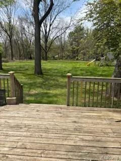 759 Geneva Waterford Charter Township, MI 48327