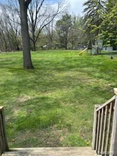 759 Geneva Waterford Charter Township, MI 48327