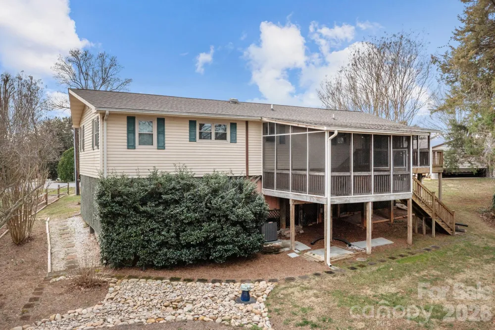 4278 Harbor Lane Sherrills Ford, NC 28673