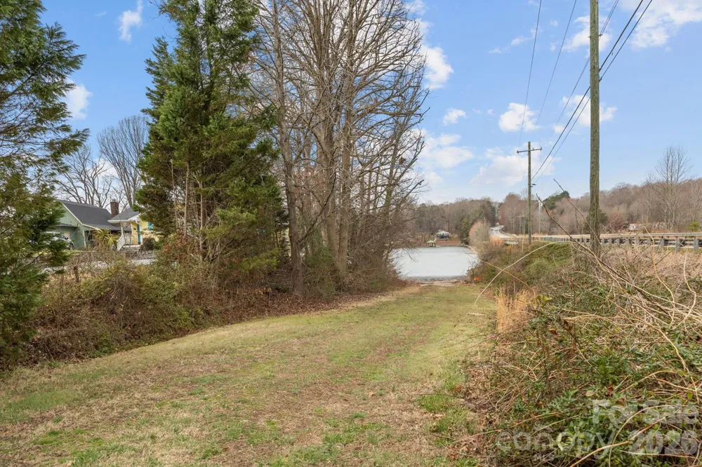 4278 Harbor Lane Sherrills Ford, NC 28673