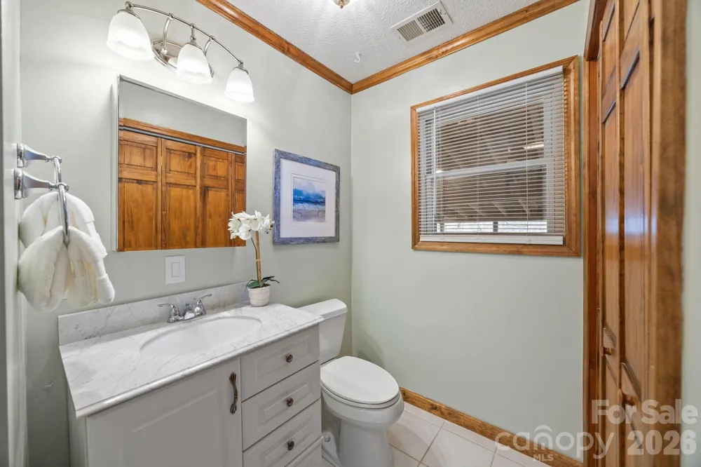 4278 Harbor Lane Sherrills Ford, NC 28673