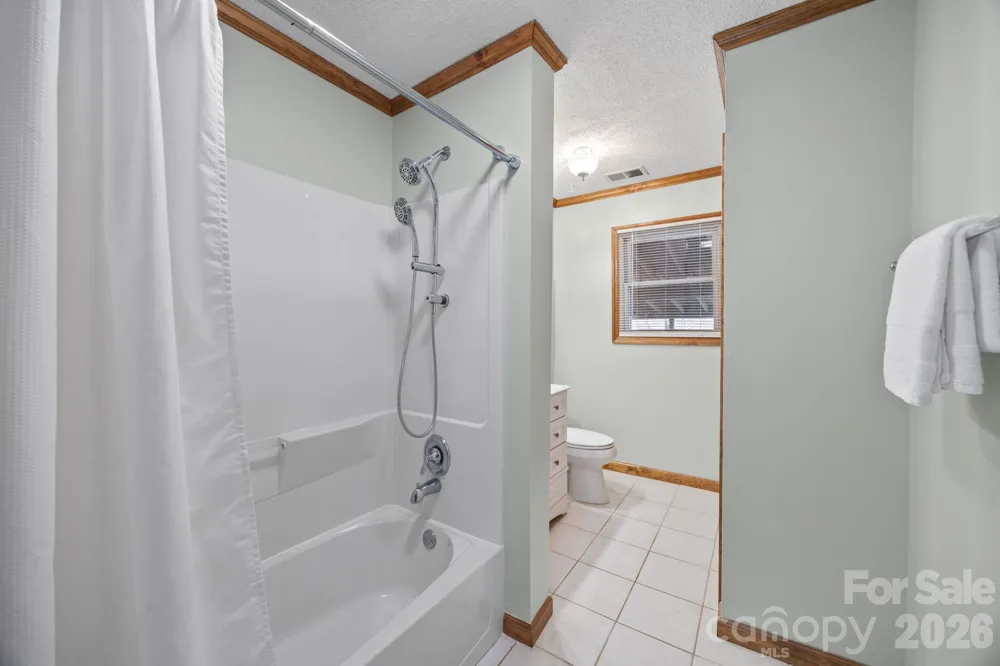 4278 Harbor Lane Sherrills Ford, NC 28673