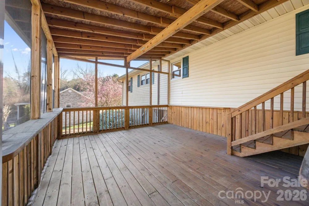 4278 Harbor Lane Sherrills Ford, NC 28673