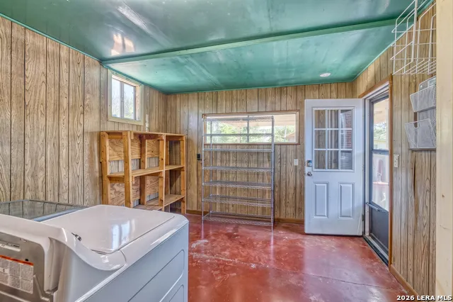 440 S GETTY Uvalde, TX 78801