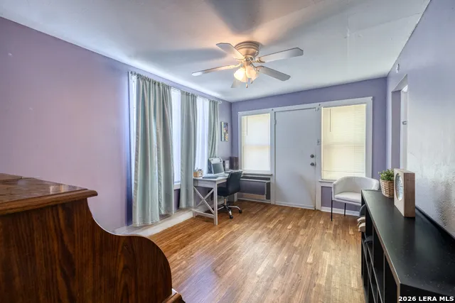 440 S GETTY Uvalde, TX 78801