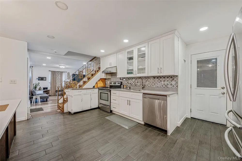 2 Drake Lane Levittown, NY 11756