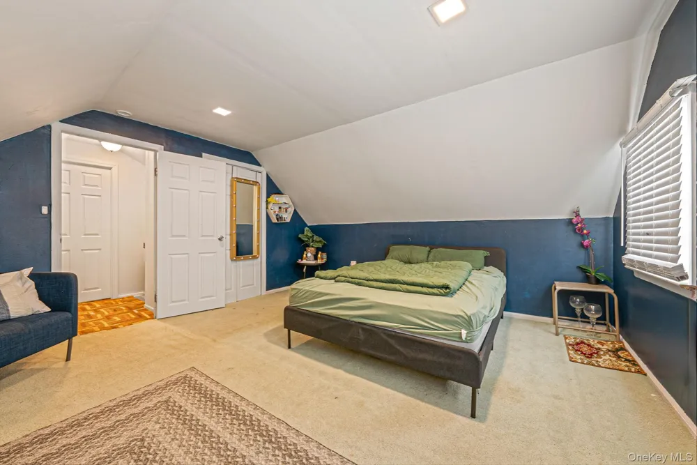 2 Drake Lane Levittown, NY 11756