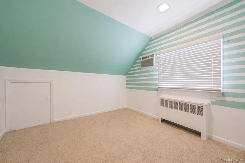 2 Drake Lane Levittown, NY 11756