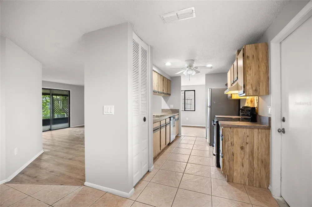 627 TIMBER BAY CIRCLE W Oldsmar, FL 34677