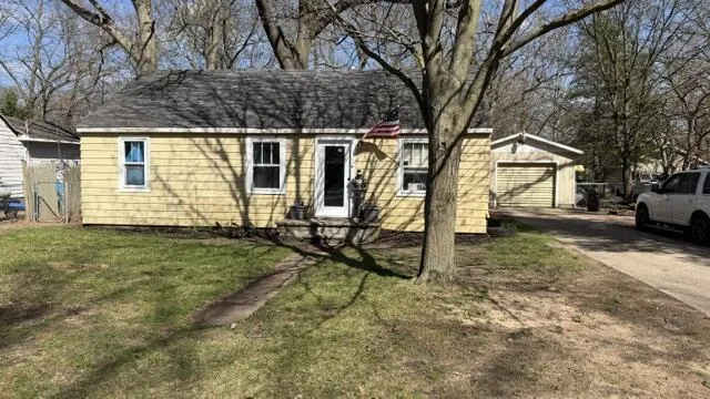 2970 Valley Street Norton Shores City, MI 49444