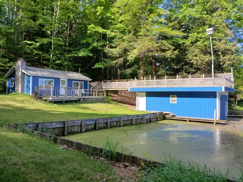 6149 Loggers Lane