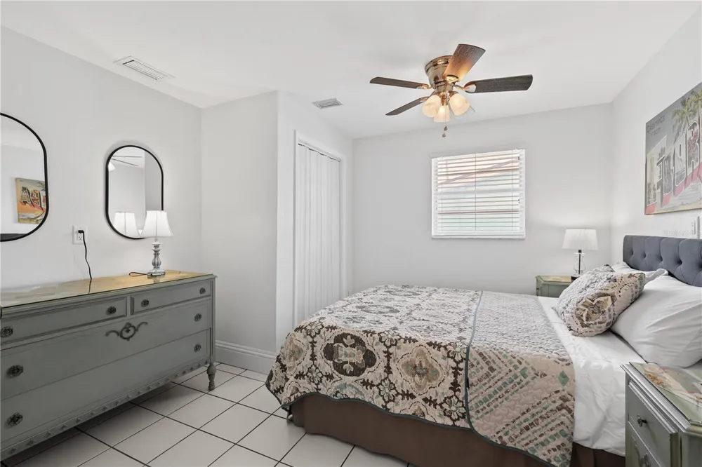 5215 PELICAN BOULEVARD Cape Coral, FL 33914