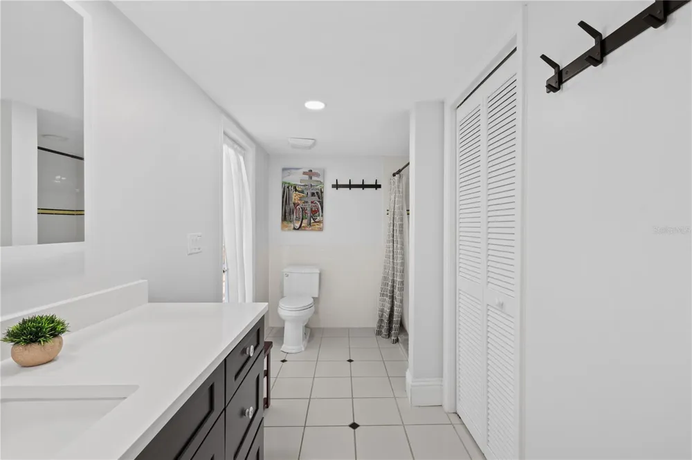 5215 PELICAN BOULEVARD Cape Coral, FL 33914