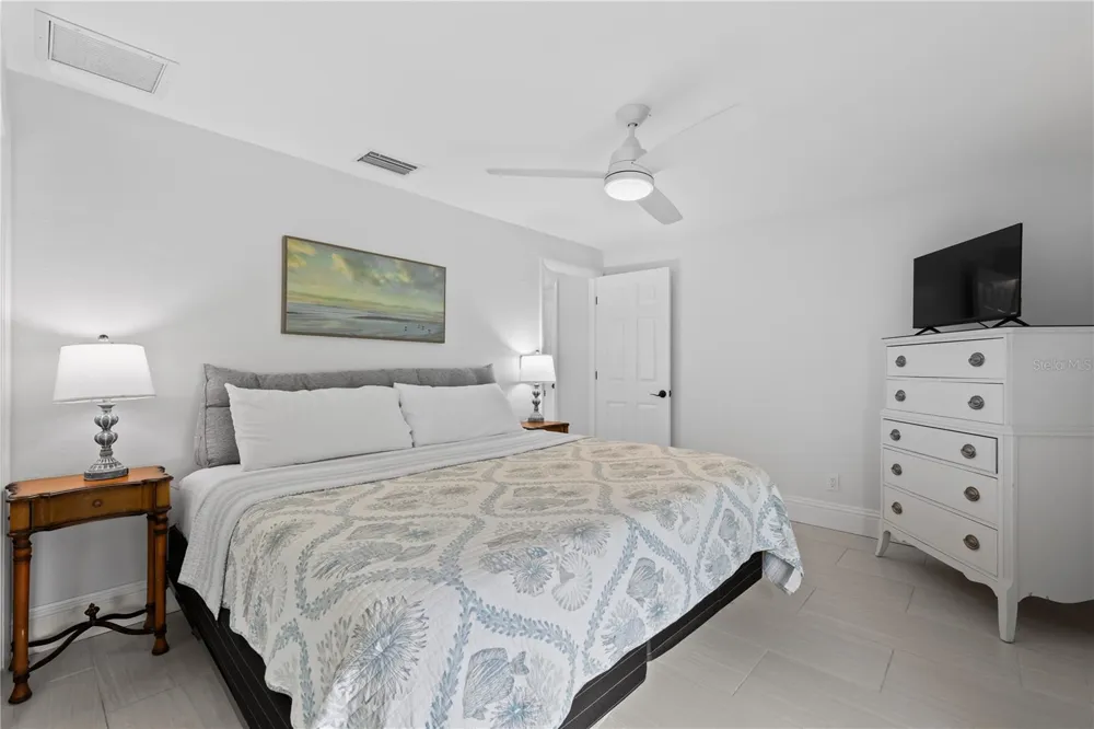 5215 PELICAN BOULEVARD Cape Coral, FL 33914