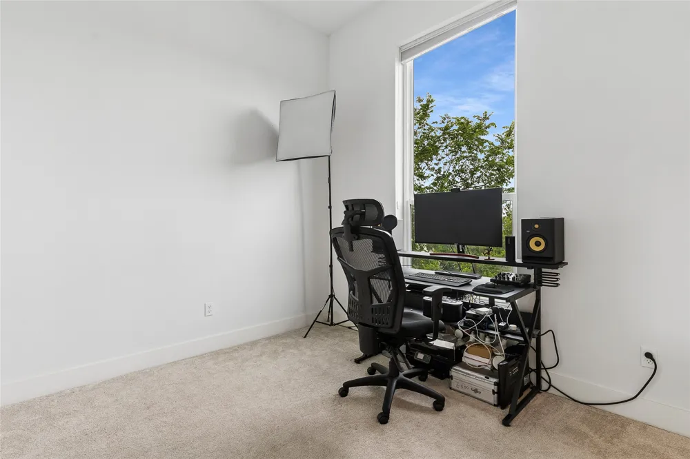 2611 Hondo Avenue #101 Dallas, TX 75219