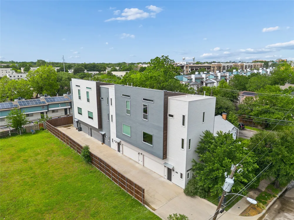 2611 Hondo Avenue #101 Dallas, TX 75219
