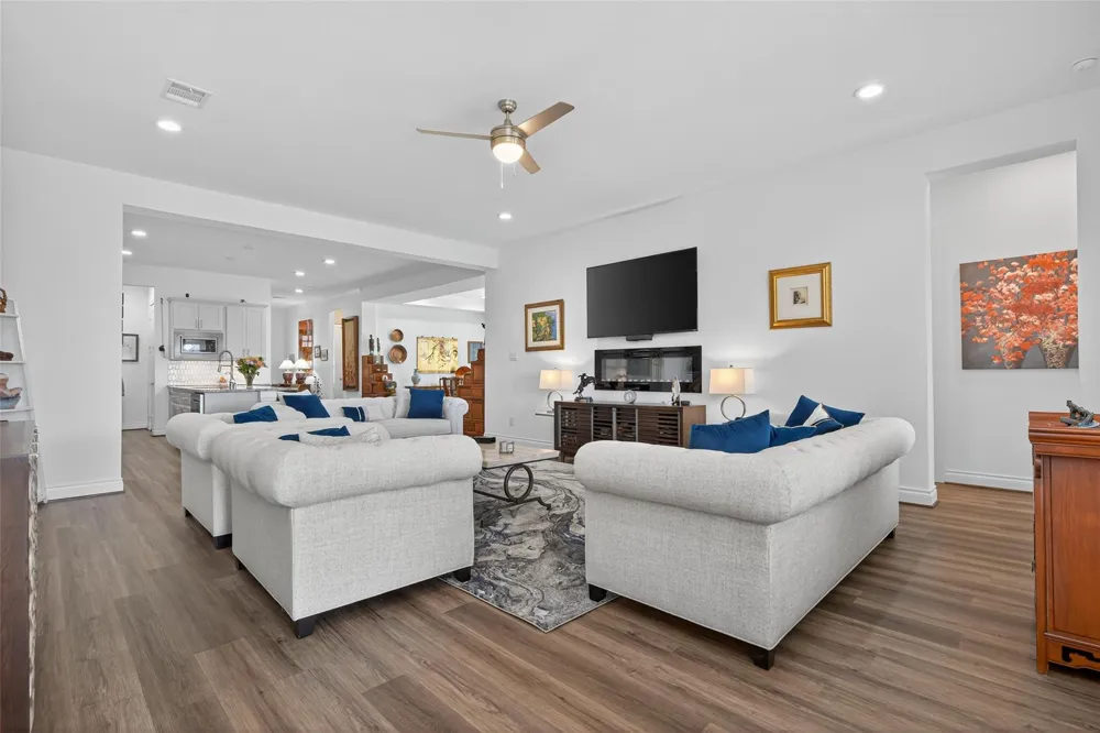 6014 Henry Hamlet Drive Conroe, TX 77304