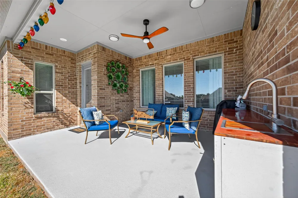 6014 Henry Hamlet Drive Conroe, TX 77304