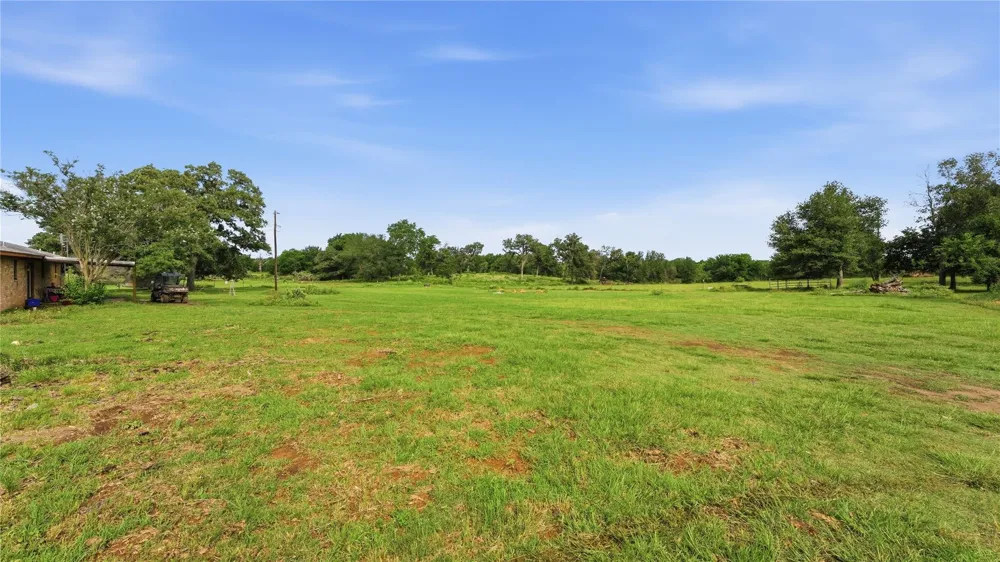 632 County Road 340a Milano, TX 76556