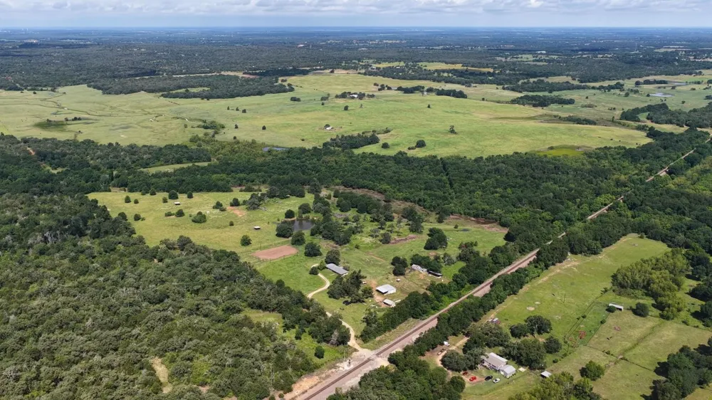 632 County Road 340a Milano, TX 76556