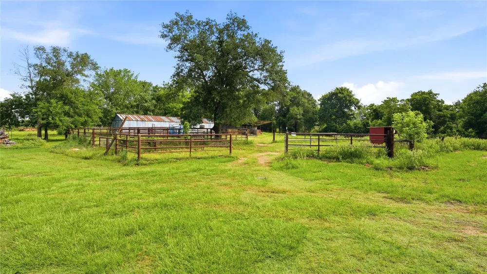 632 County Road 340a Milano, TX 76556