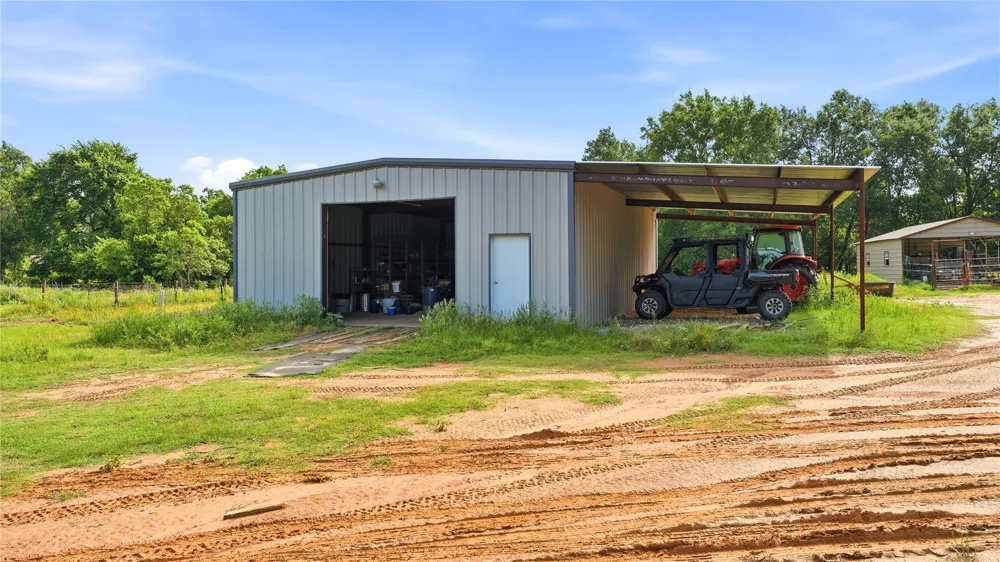 632 County Road 340a Milano, TX 76556