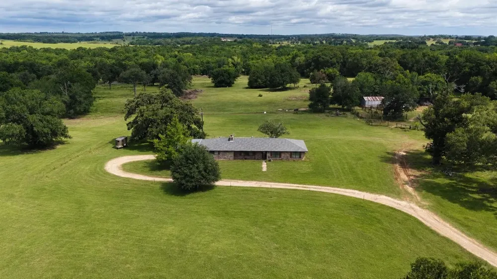 632 County Road 340a Milano, TX 76556