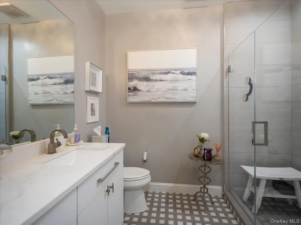 6 WESTMINSTER WAY Pomona, NY 10970