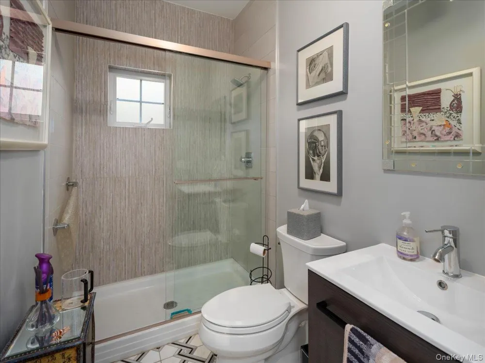 6 WESTMINSTER WAY Pomona, NY 10970