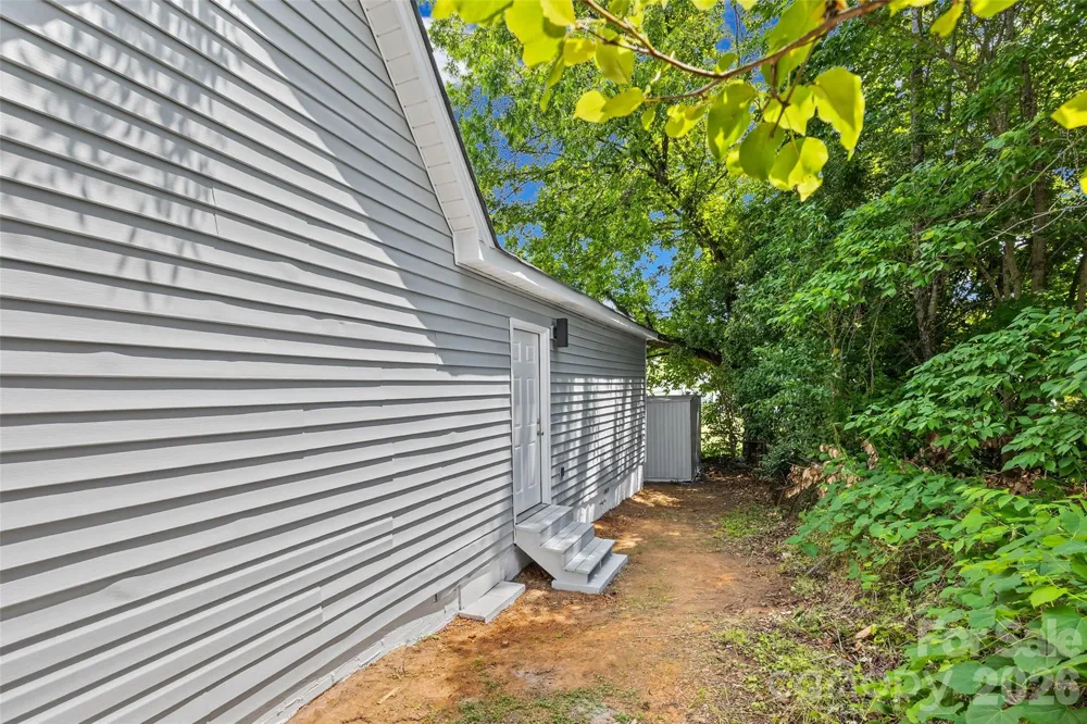 604 Mauney Avenue Kings Mountain, NC 28086