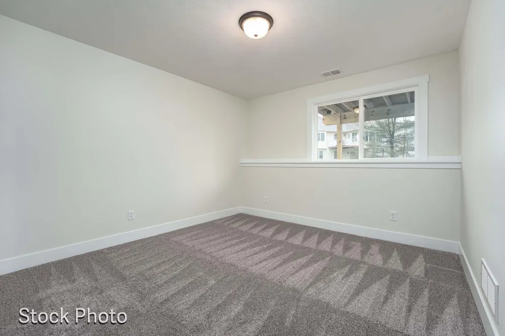325 Round Hill Road Kalamazoo, MI 49009
