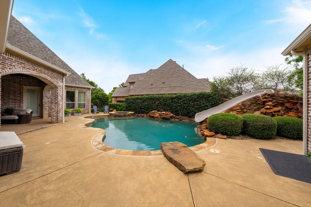 2101 Vail Road Southlake, TX 76092
