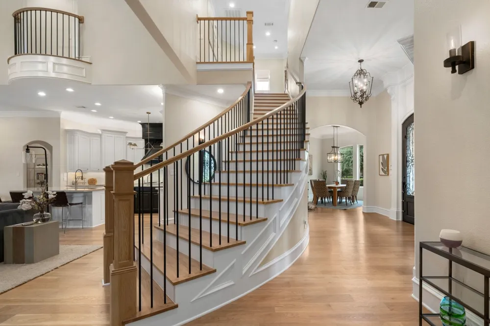 2101 Vail Road Southlake, TX 76092