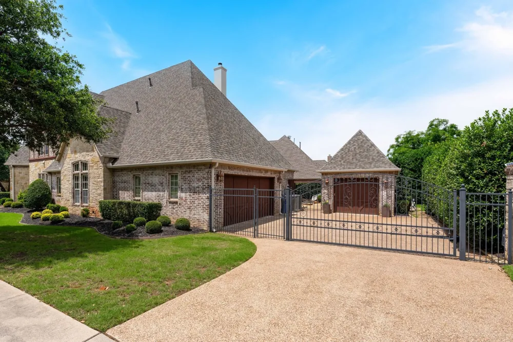 2101 Vail Road Southlake, TX 76092
