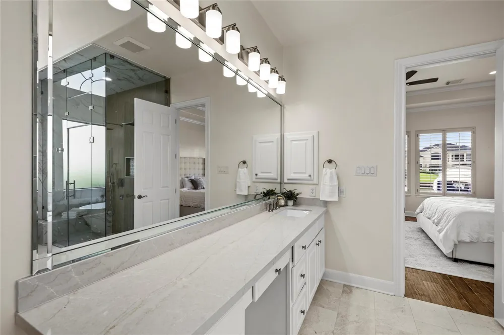3038 S Island Drive Seabrook, TX 77586