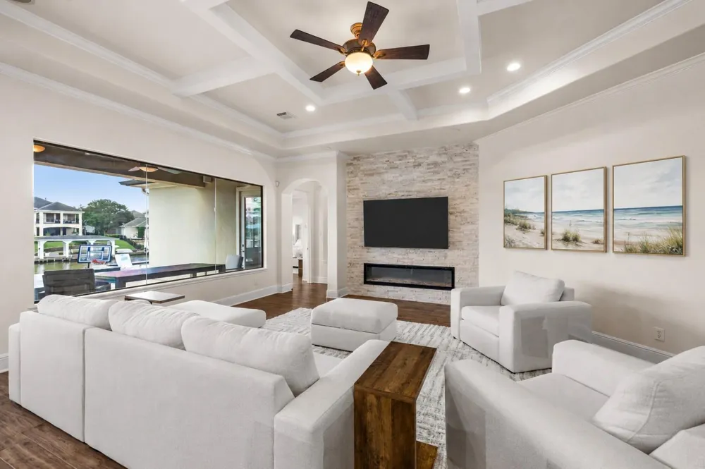 3038 S Island Drive Seabrook, TX 77586
