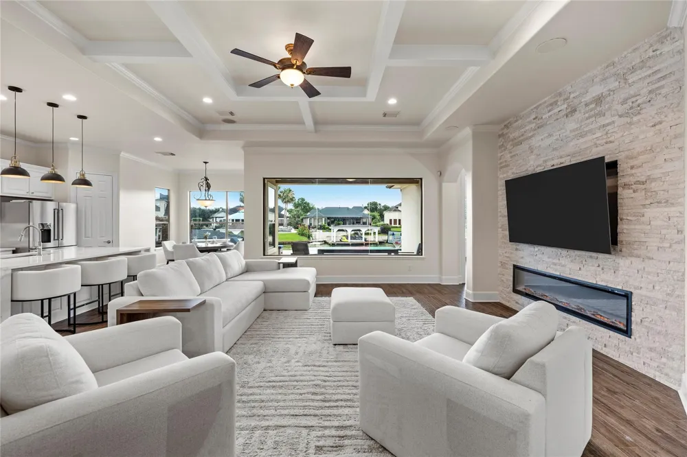 3038 S Island Drive Seabrook, TX 77586
