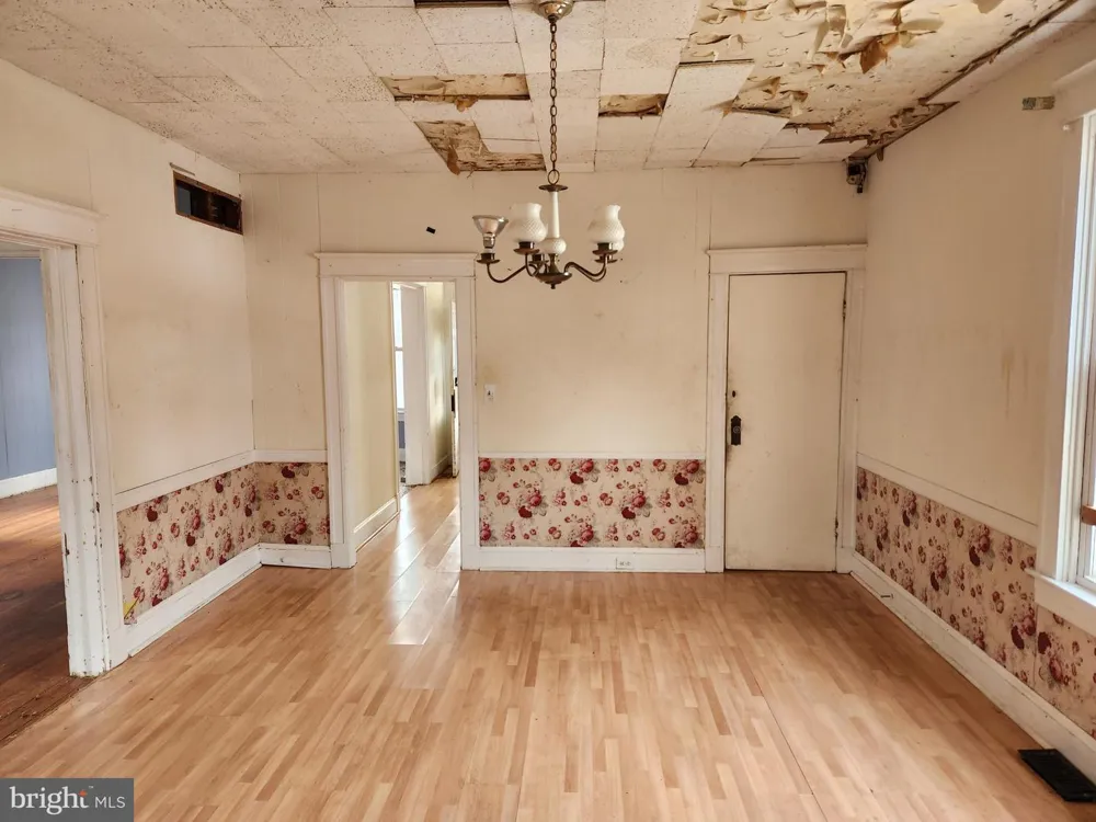 4400 WHITE AVENUE Baltimore, MD 21206