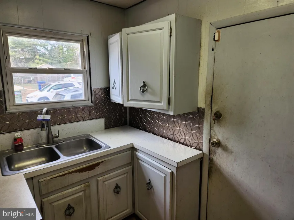 4400 WHITE AVENUE Baltimore, MD 21206